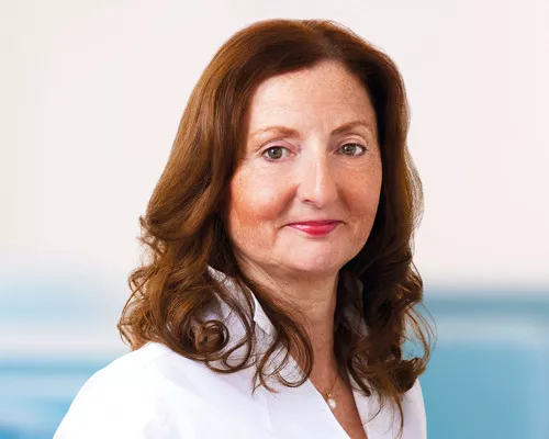 Clare Metcalfe, Interim MD Phoenix Clare Metcalfe, Interim MD Phoenix